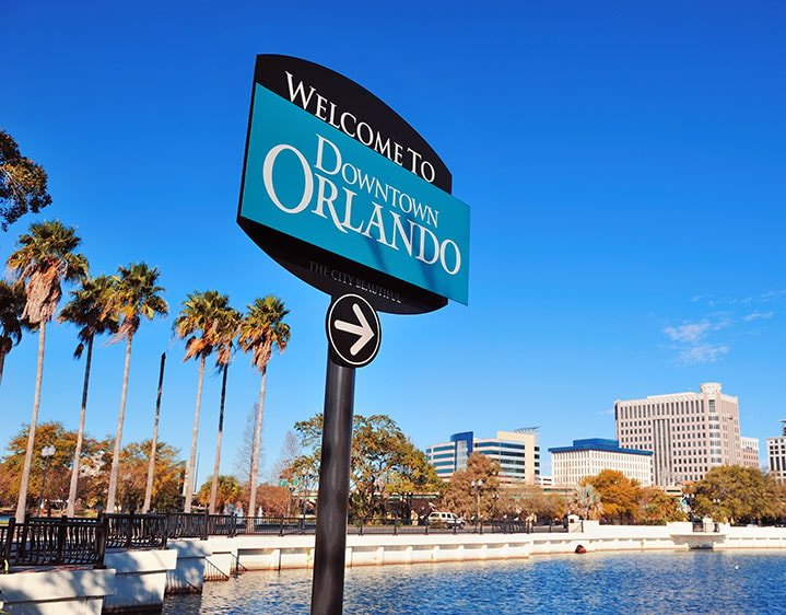 Breng een bezoek aan Downtown Orlando